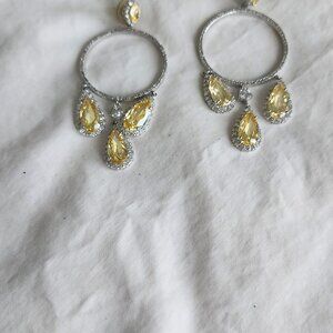 Beautiful Costume Chandelier Canary Diamond Earrings